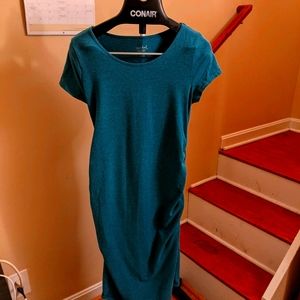 Teal ruched fitted short sleeved maternity dress